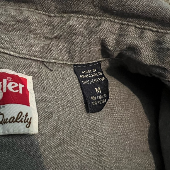 Wrangler button up - Picture 2 of 2